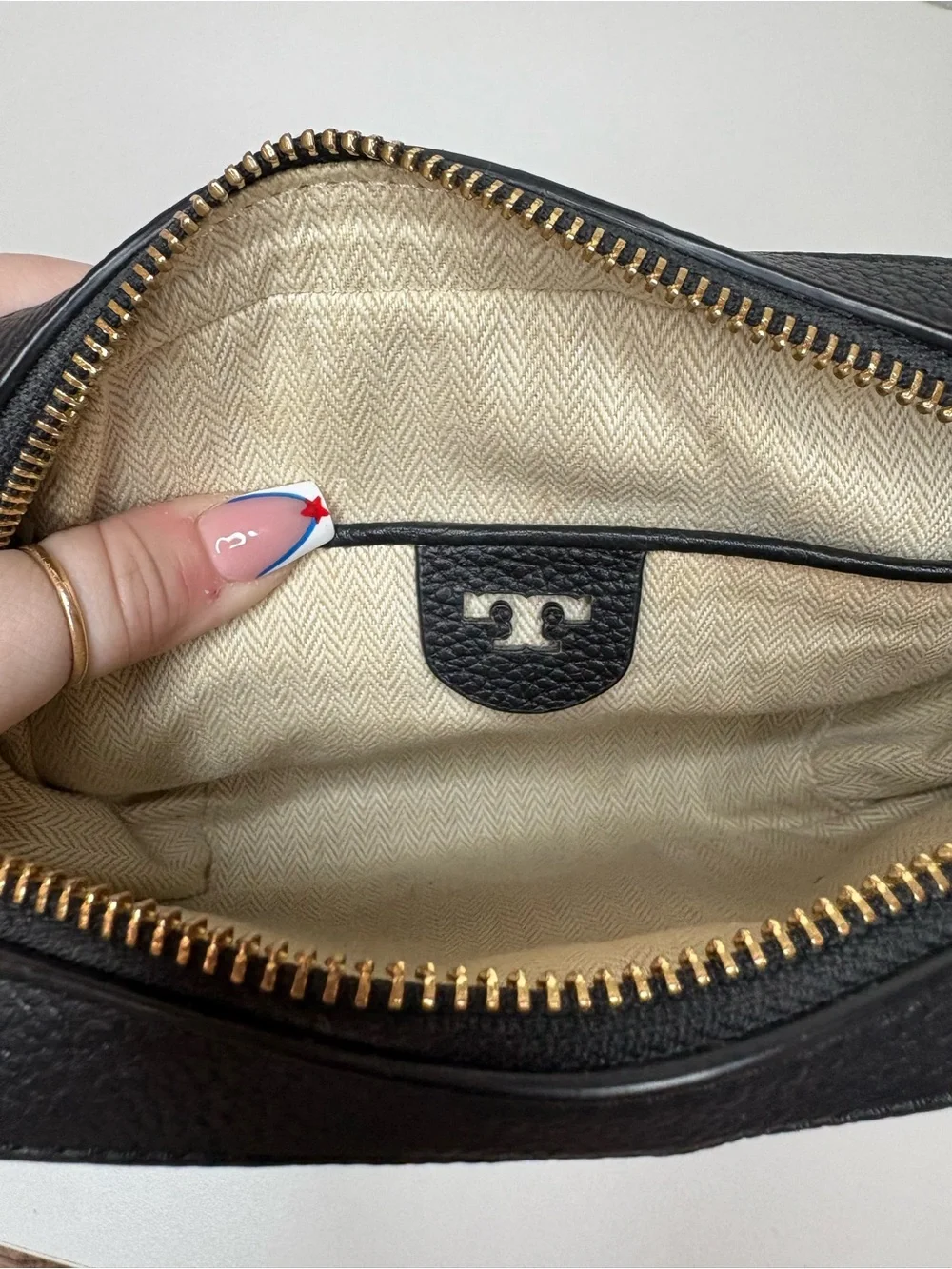 Tory Burch Black Pebbled Leather McGraw Camera Crossbody Bag gold hardware